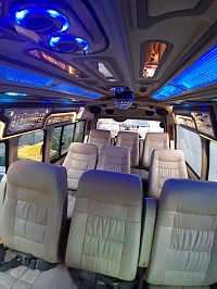 Van Vip